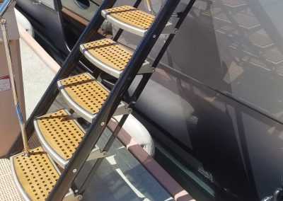 carbon-fiber-yacht-boarding-stairs